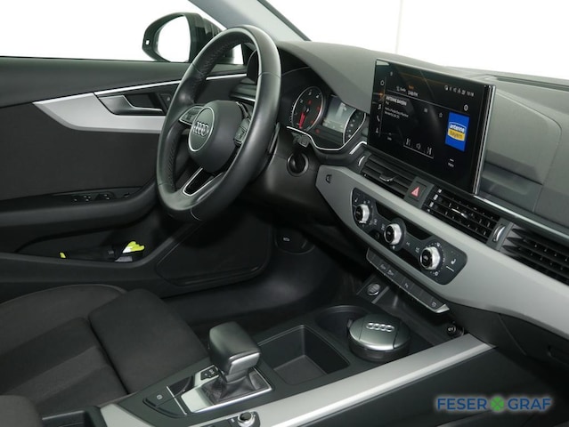 Audi A4 30 TDI Avant S-Tronic