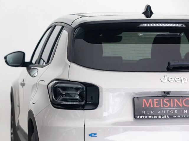 Jeep Avenger Full-Electric Summit