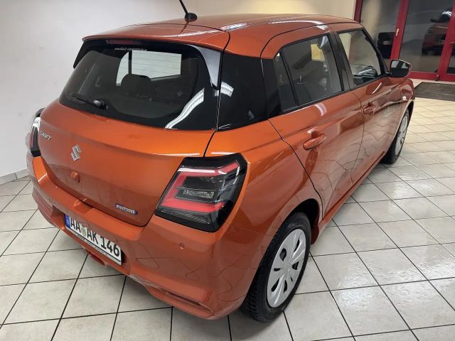 Suzuki Swift Club Hybrid