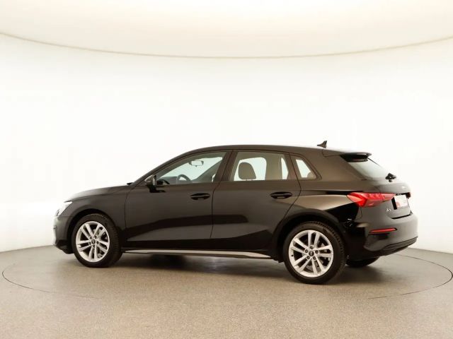 Audi A3 30 TDI Sedan