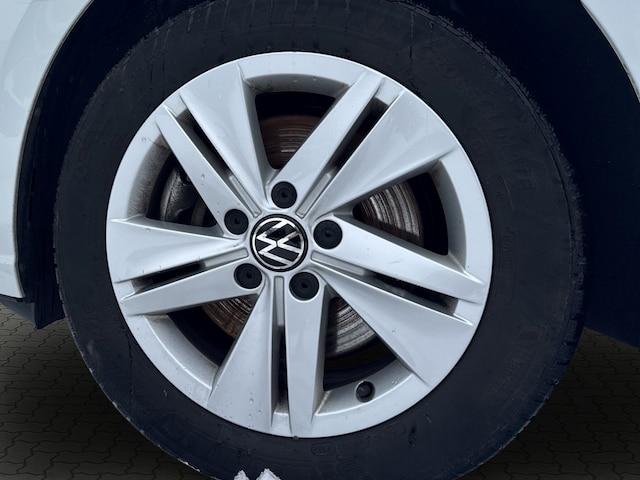 Volkswagen Golf 2.0 TDI Golf VIII Life Variant