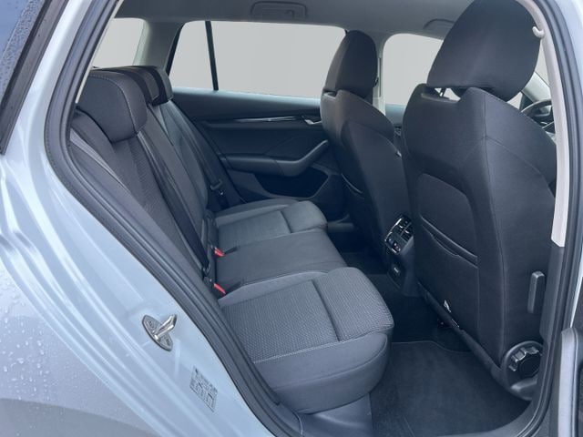 Skoda Octavia Combi Selection