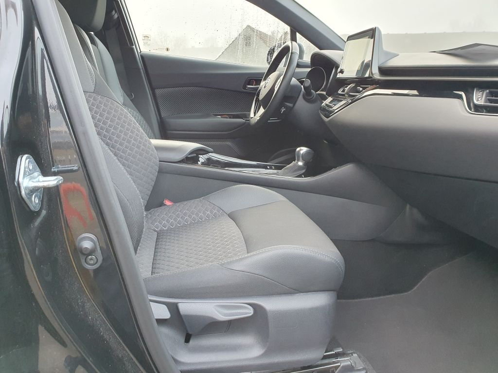 Toyota C-HR 5-deurs Basis