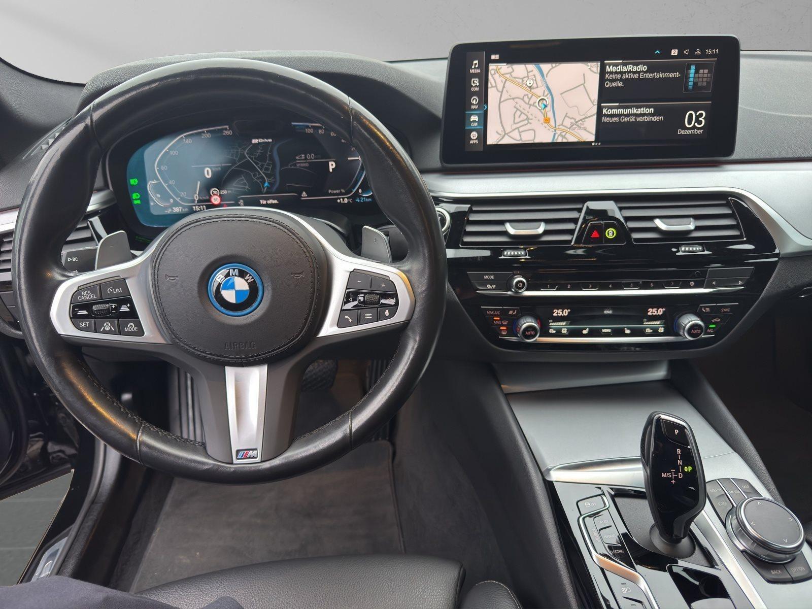 BMW 545 545e Sedan xDrive