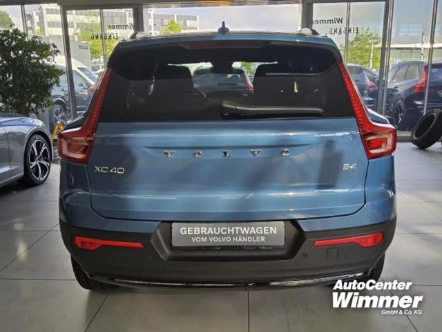 Volvo XC40 Dark Plus