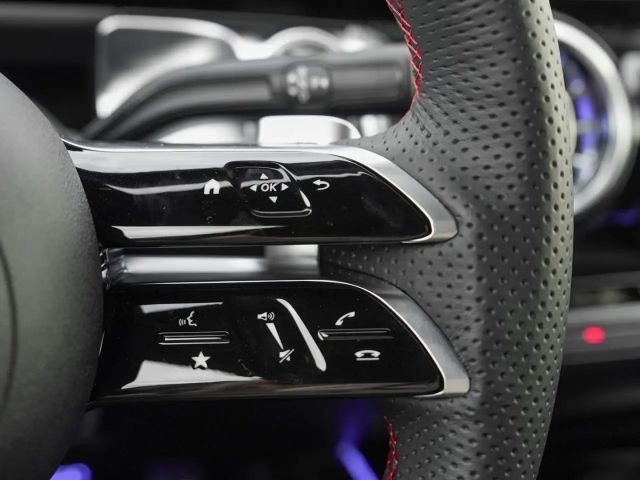 Mercedes-Benz GLB 180 AMG Line