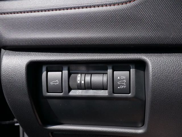 Subaru Forester 2.0ie Platinum H/K ACC LED PANO 360°