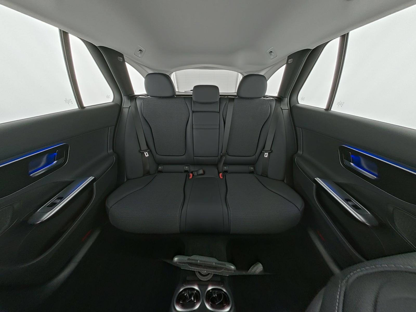 Mercedes-Benz C 200 AVANTGARDE C 200 d