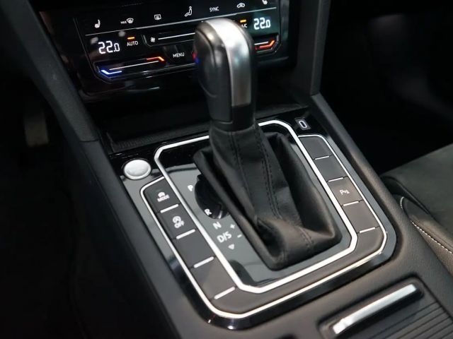 Volkswagen Passat 2.0 TDI R-Line Variant