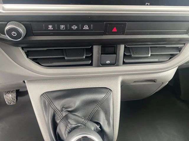 Volkswagen Transporter Lang T7