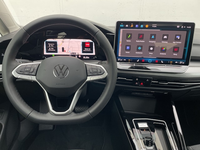 Volkswagen Golf 1.5 eTSI DSG Golf VIII Variant