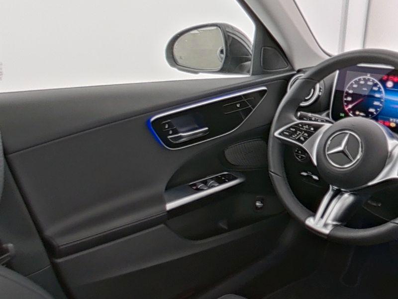 Mercedes-Benz C 180 AVANTGARDE Estate