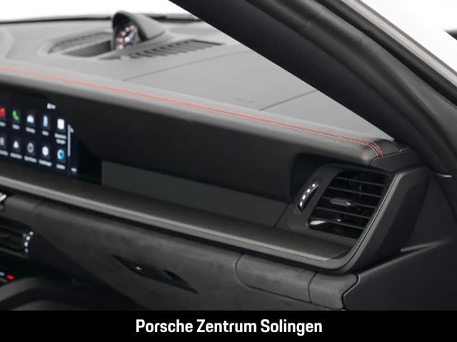 Porsche 992 Cabrio Carrera GTS