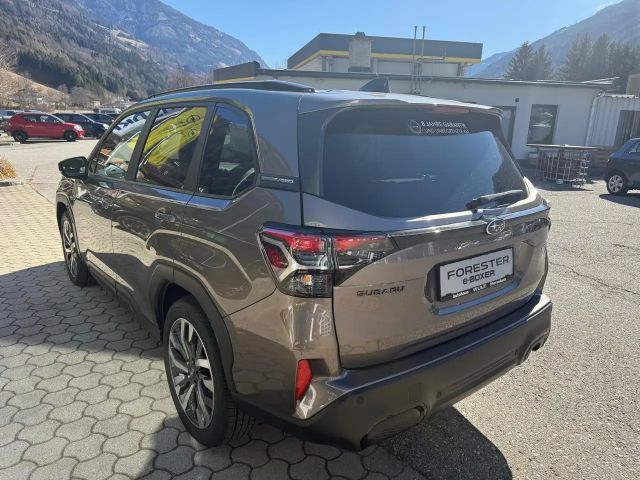 Subaru Forester CVT Premium e-Boxer e-Boxer