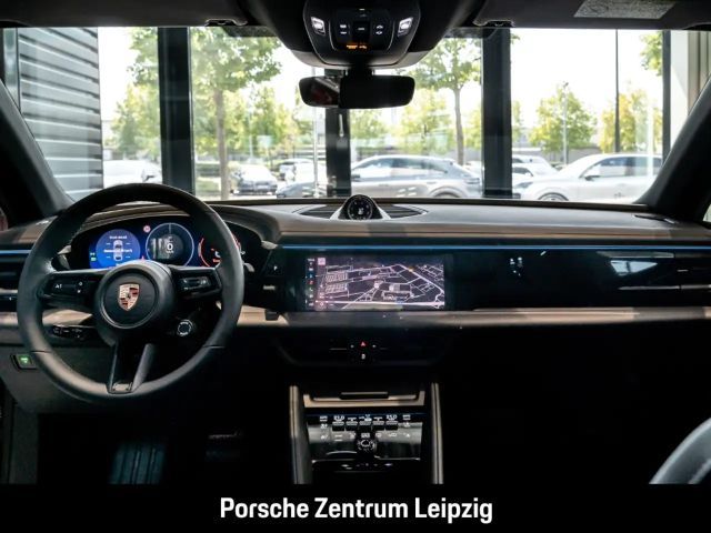 Porsche Macan 4