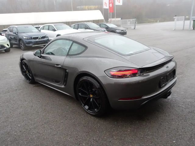 Porsche Boxster 718 Coupé