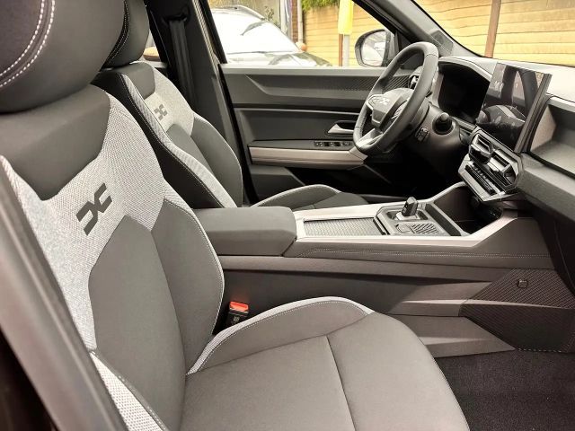 Dacia Bigster Hybrid 155