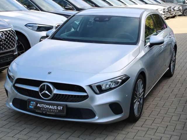 Mercedes-Benz A 180 DCT/Leder/Standhzg/Navi/Kamera/Sitzhzg