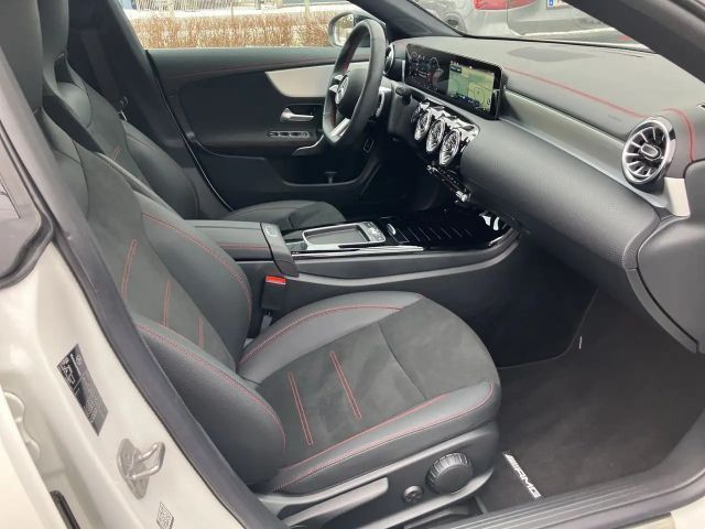 Mercedes-Benz CLA 200 Coupé