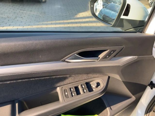 Volkswagen Golf 1.5 TSI Golf VIII Life