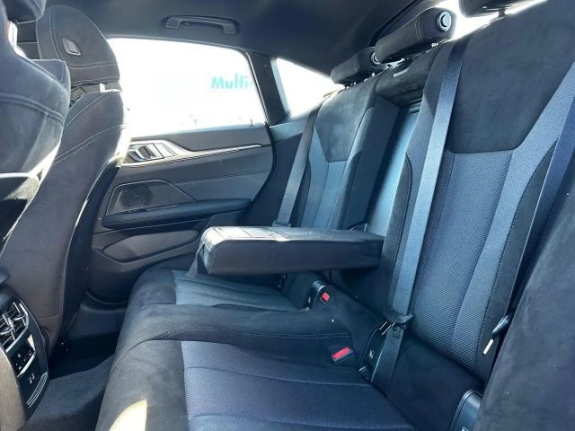 BMW 430 430i Coupé M-Sport xDrive