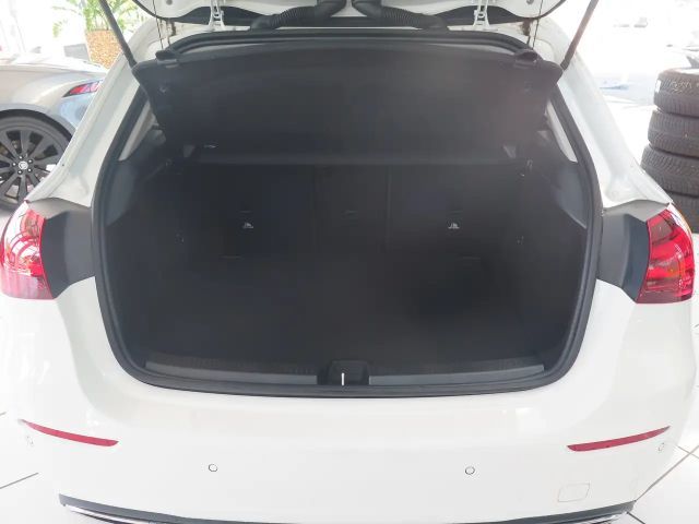 Mercedes-Benz A 180 7G-DCT Winter-P. LED Kamera Totwinkel DAB