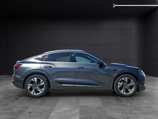 Audi e-tron 50 S-Line Sportback