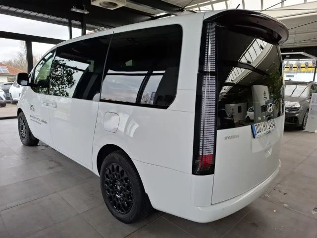 Hyundai Staria Trend