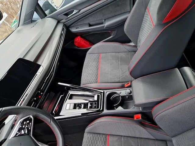 Volkswagen Golf 2.0 TSI DSG GTI