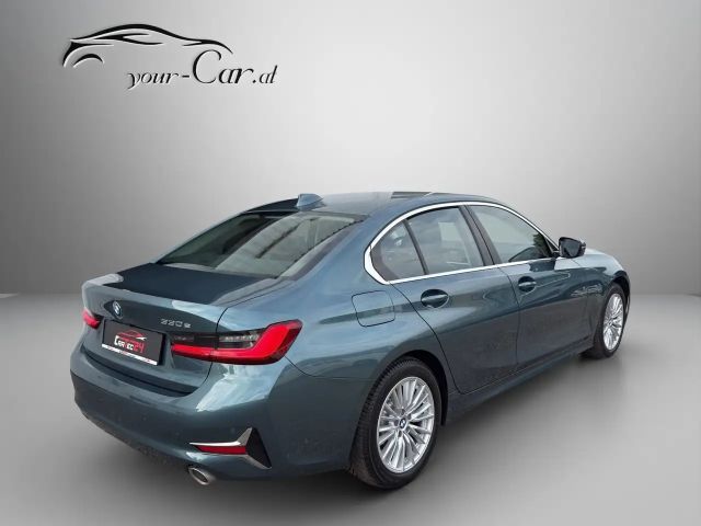 BMW 330 330e Luxury Line Sedan