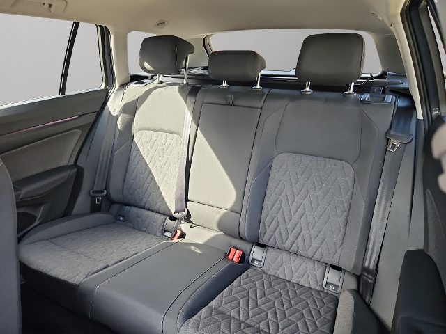 Volkswagen Golf 1.5 TSI Golf VIII Variant