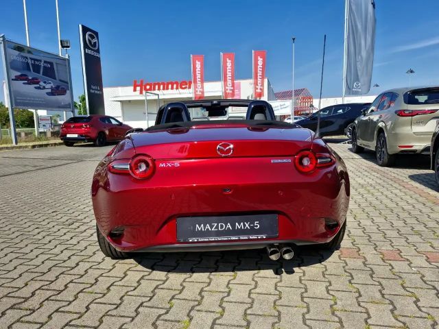 Mazda MX-5 SkyActiv