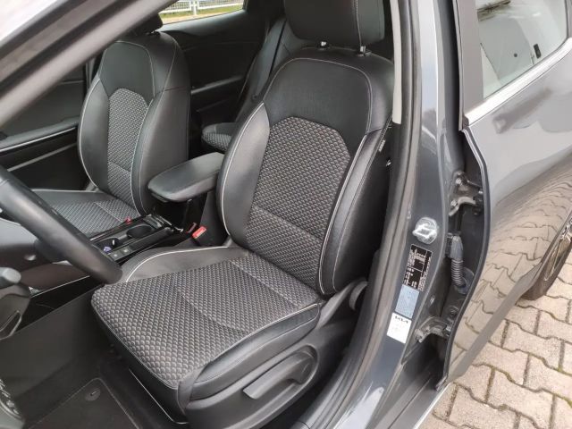 Kia XCeed PHEV Vision