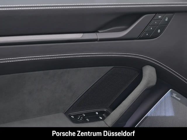 Porsche 992 4 Carrera Coupé GTS