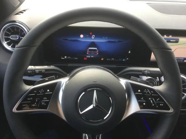 Mercedes-Benz B 180 Progressive