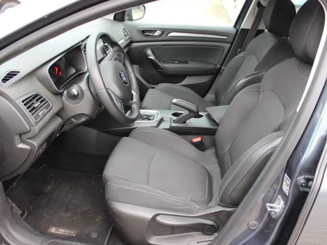Renault Megane Business Line Combi EDC TCe 140