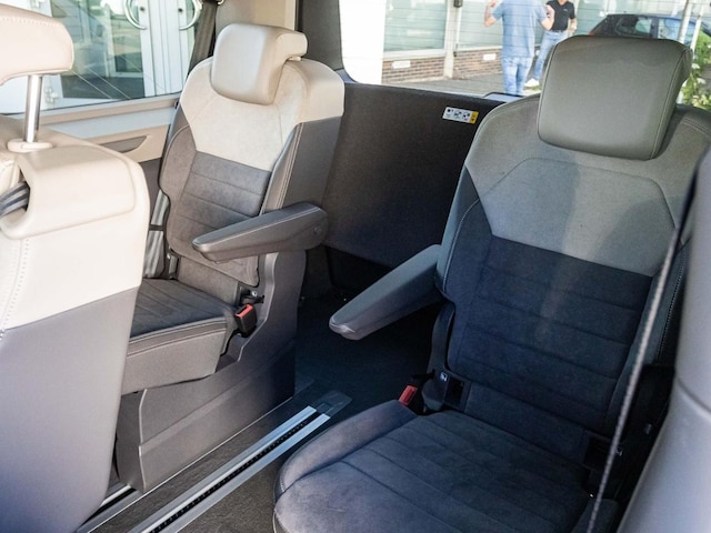 Volkswagen Multivan 2.0 TDI DSG