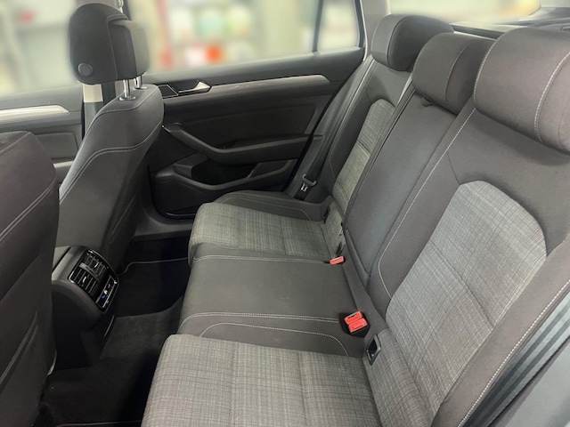 Volkswagen Passat 2.0 TDI Business DSG Variant