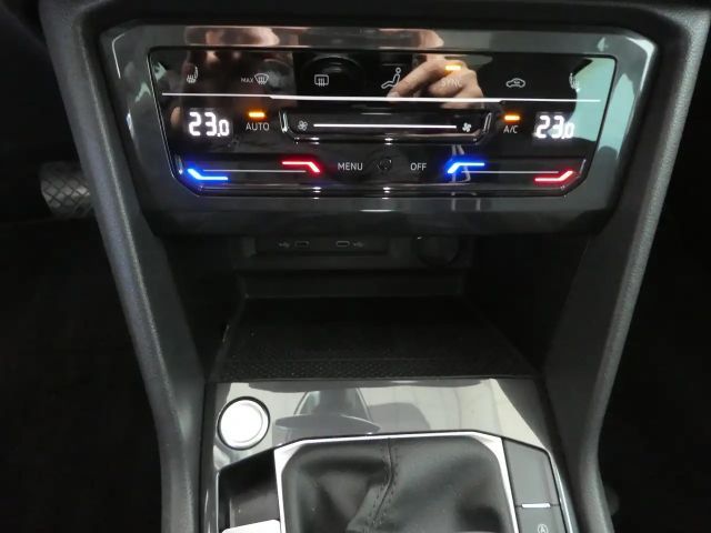 Volkswagen Tiguan DSG Elegance Elegance