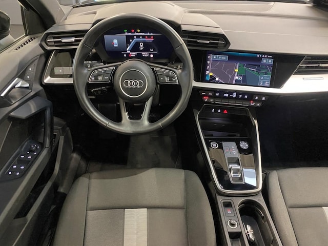 Audi A3 35 TDI S-Line S-Tronic Sedan