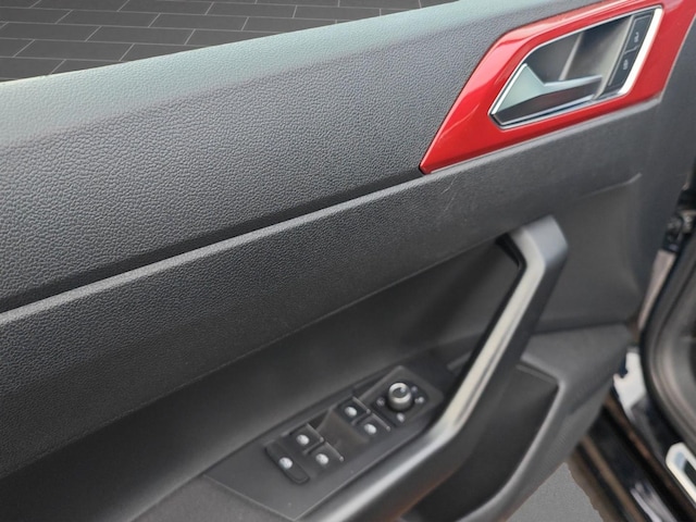 Volkswagen Polo 2.0 TSI IQ.Drive