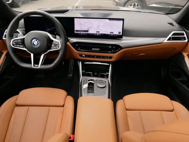 BMW 330 330e M-Sport Touring