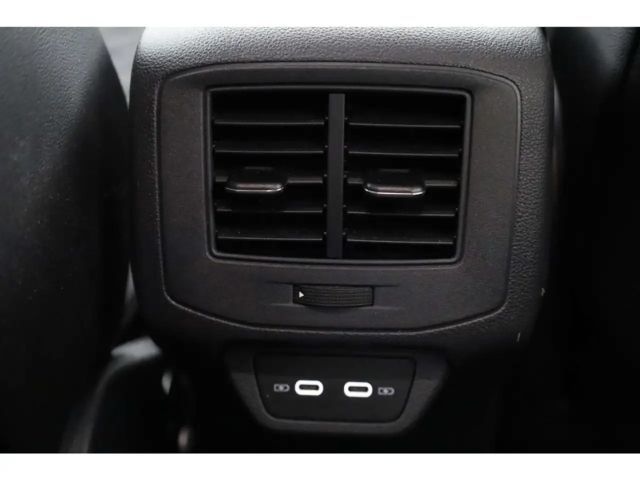 Volkswagen T-Roc 1.5 TSI R-Line Style