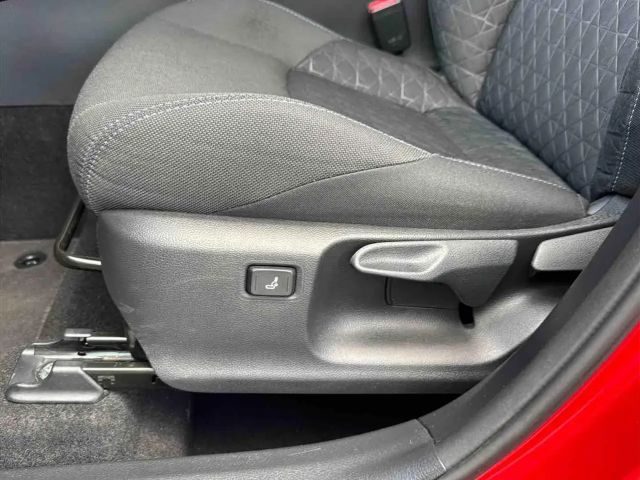 Toyota C-HR Hybride Team D