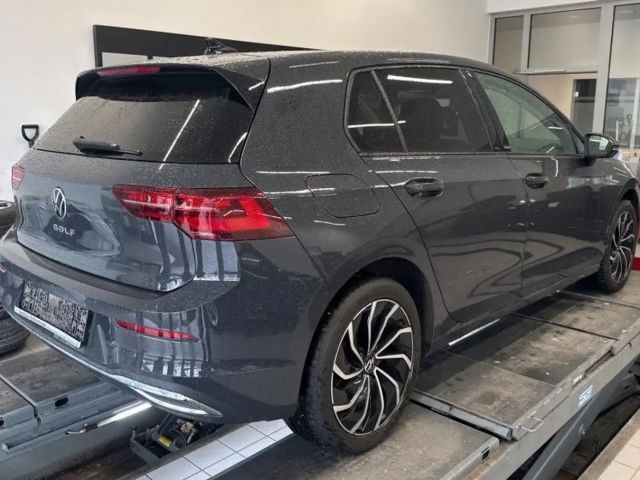 Volkswagen Golf 1.5 TSI Golf VIII