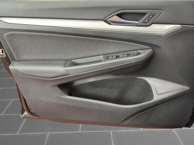 Volkswagen Golf DSG Life