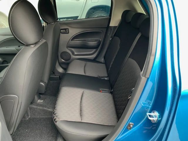 Mitsubishi Space Star Star