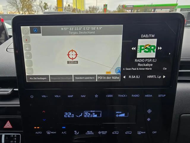 Hyundai Staria Signature