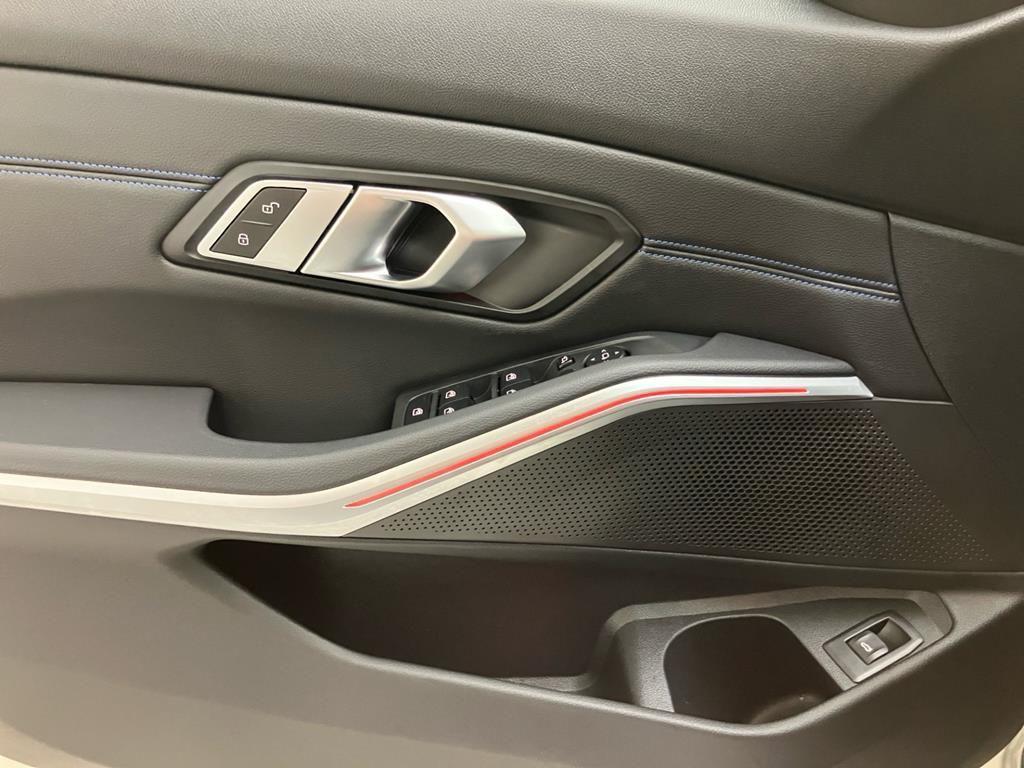 BMW 320 320i Touring