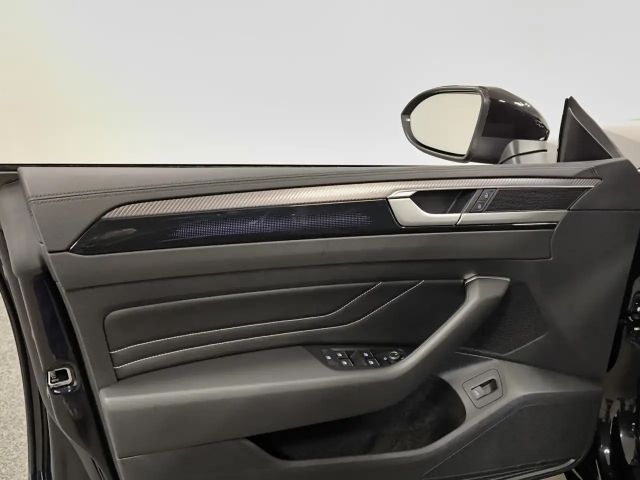 Volkswagen Arteon 2.0 TSI DSG R-Line
